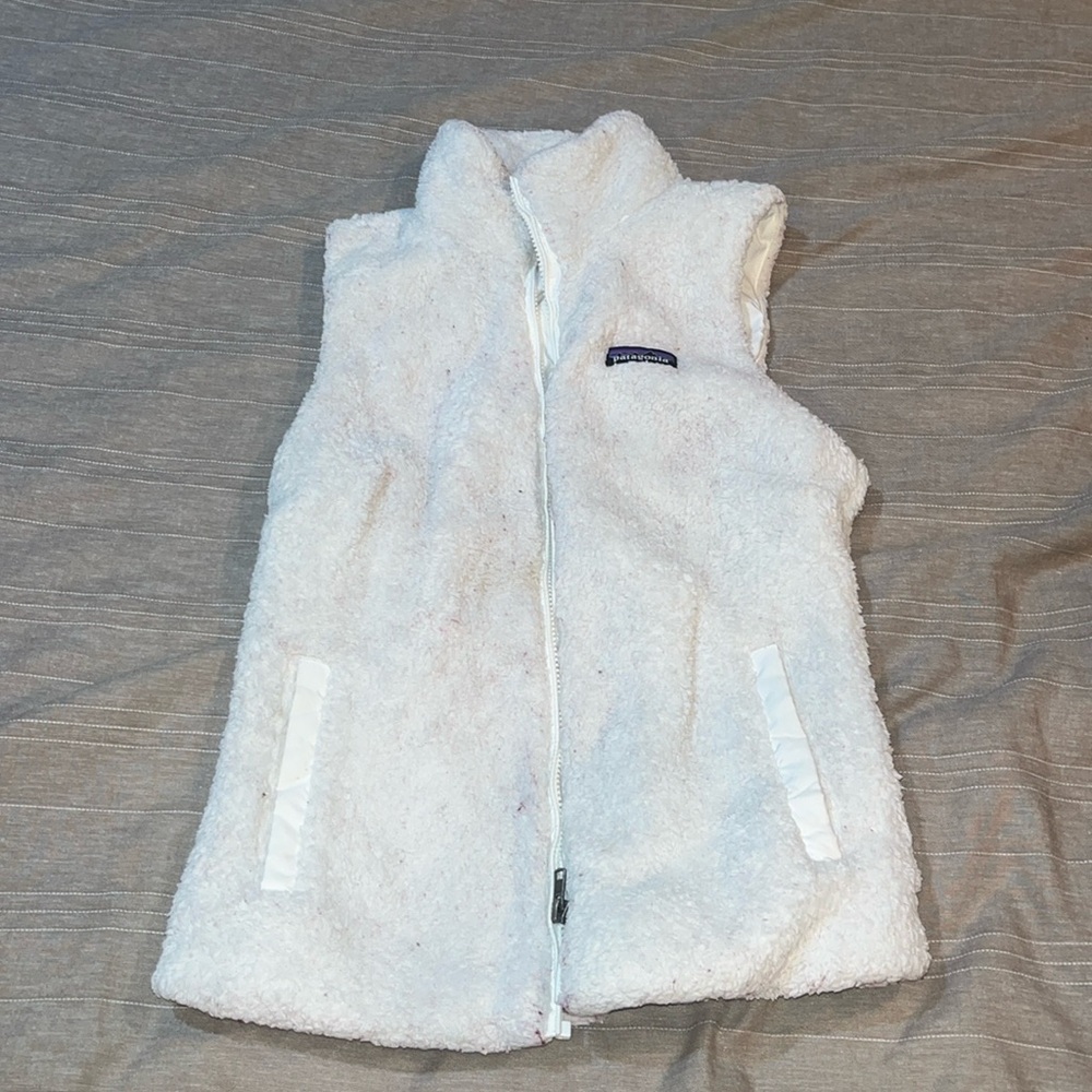 Patagonia white vest